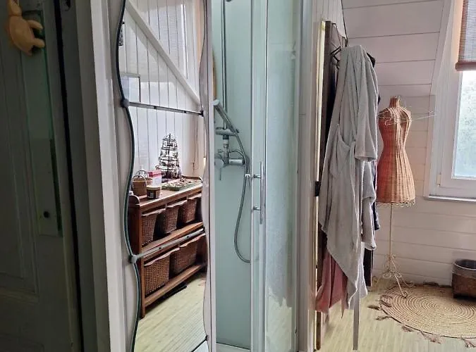 Chambre chez l'habitant Alloggio in famiglia *